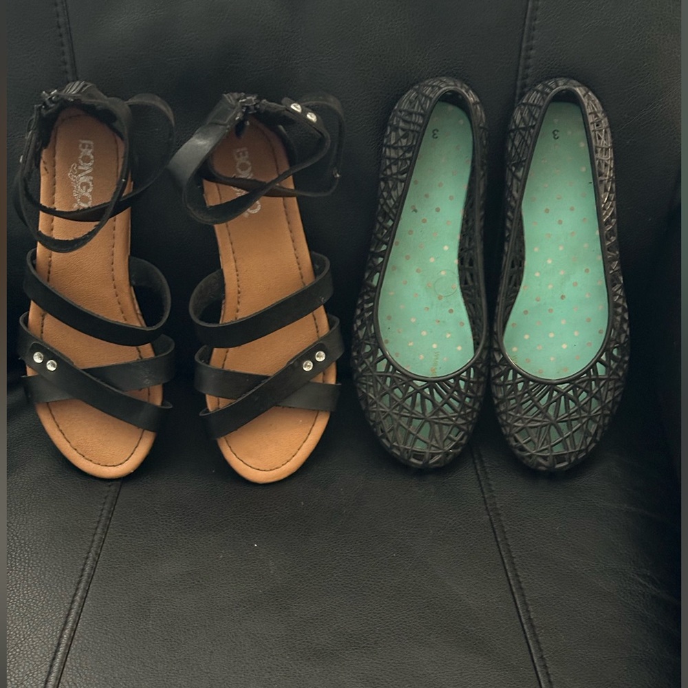 DD- 2 Pairs Girls Casual Shoes Sandals Size 3